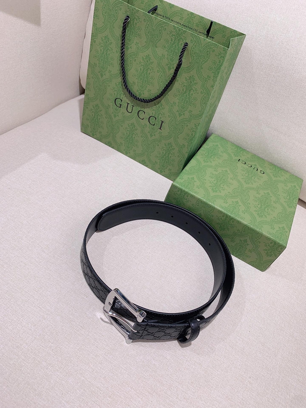 スーパーコピーグッチベルト全体デザイン